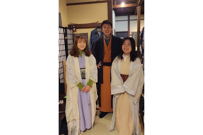 Matcha Kimono Tea Ceremony in Tokyo - Preparing your own bowl with traditional tools