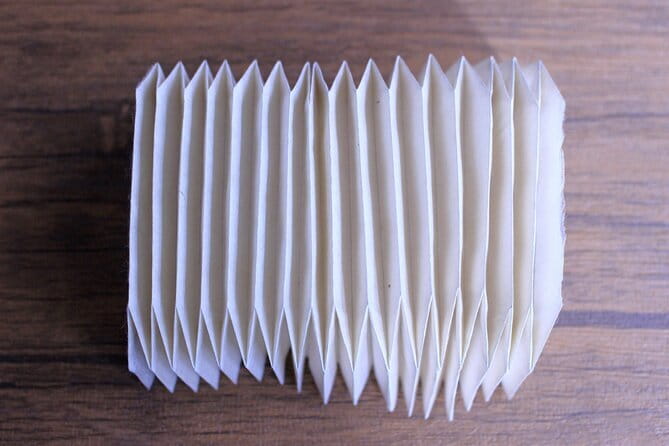 Mini Origami Lamp and Mizuhiki knot Belt Workshop in Ueno - Tying a Mizuhiki knot belt
