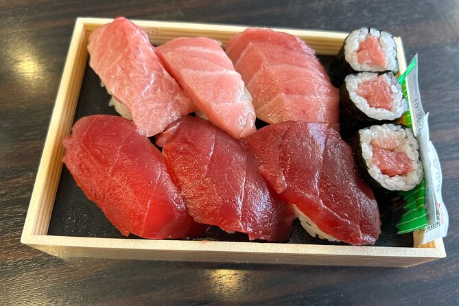 Morning Market Adventure: Toyosu & Tsukiji with Tuna Auction - Taking the bus from Toyosu to Tsukiji