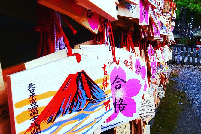 Mount fuji and Hakone Full day private sightseeing tour - Lake Ashi combines a boat ride with changing views