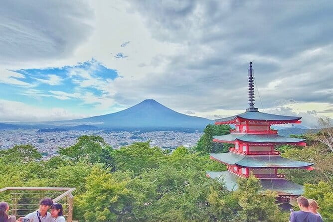 Mount Fuji Full Day Private Tour with English Speaking Driver - A private start from Tokyo