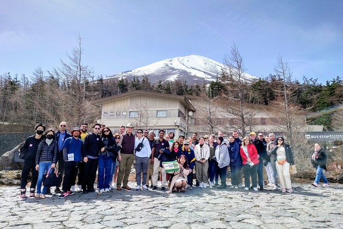 Mt Fuji and Hakone 1-Day Bus Tour Return by Bullet Train - Lunch near the mountain