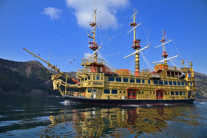 Mt.Fuji and Hakone Private SightSeeing Day Tour With Guide - Chureito Pagoda and the famous Fuji photograph