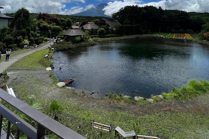 Mt.Fuji and Hakone Private SightSeeing Day Tour With Guide - Kitaguchi Hongu Fuji Sengen Shrine in the forest