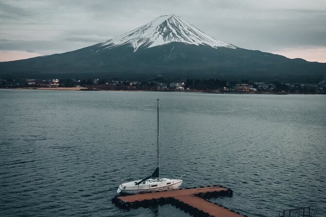 Mt. Fuji and Lake Kawaguchi Day Trip with Private Car - Lake Kawaguchi and the Fuji Five Lakes region