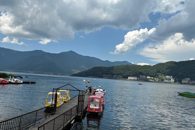 Mt. Fuji, Hakone Full-Day Private Tour with English Driver - Chureito Pagoda and the 400-step climb