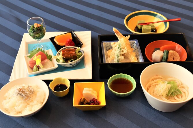 Mt. Fuji, Oishi Park & Arakurayama Pagoda Bus Tour with Lunch - Chureito Pagoda and the 398 steps