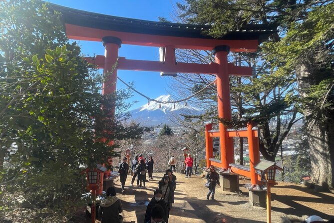Mt FUJI - Panoramic Tour w/ Hoto Lunch, JP Sake & Onsen tatto OK! - Nishikatsura and Fujiyoshida: your first Fuji photographs