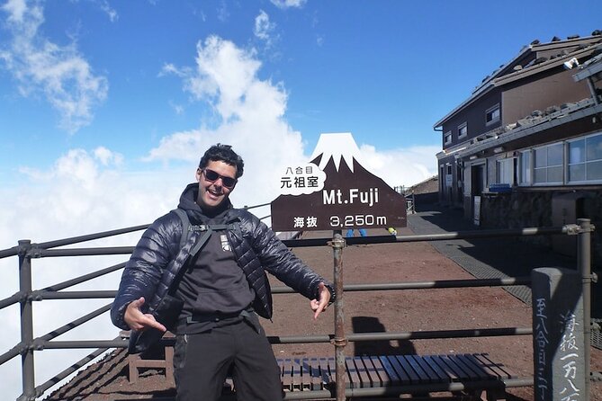 Mt Fuji Private Day Tour from Tokyo with English Speaking Driver - Lake Kawaguchi and the bridge view