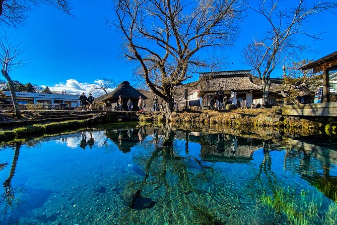 MT. FUJI/ Private Tour delivered and guided by a top-tier driver - Oshino Hakkai and its clear spring pools