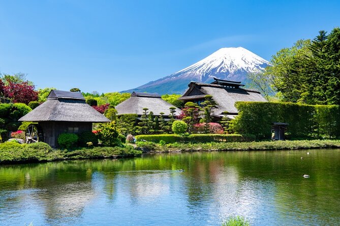 Mt Fuji Private Tour with English Speaking Driver - Kitaguchi Hongu Fuji Sengen Shrine