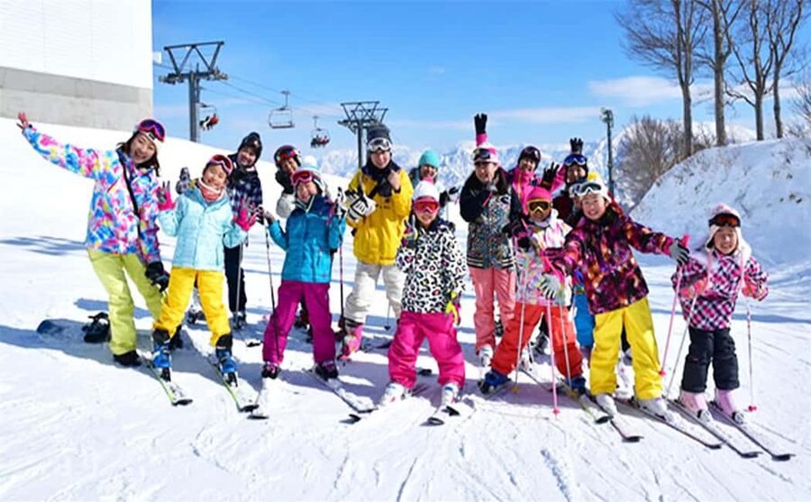 Mt. Fuji Skiing Experience- YETI Ski Resort & Onsen Day Trip - Timing, weather, and the small details that matter