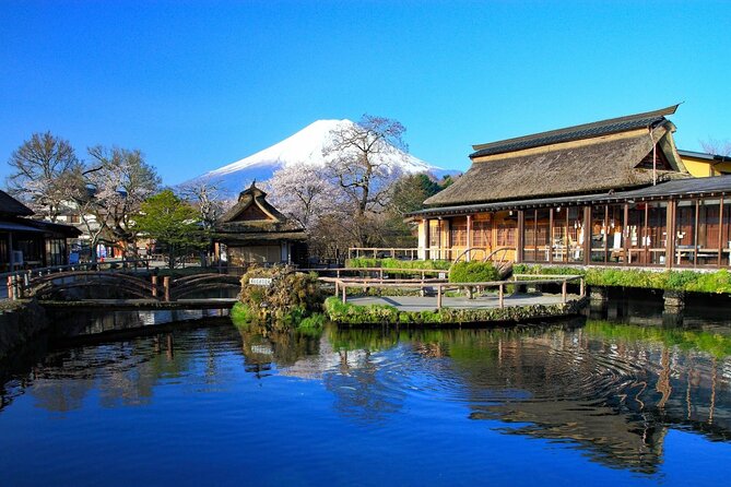 Mt. Fuji Tours with Kawaguchi Lake Ropeway View English Speaking - Oshino Hakkai feels more traditional and local