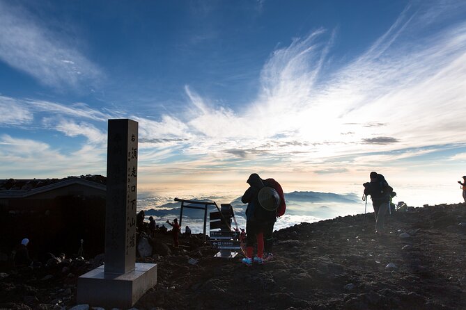 Mt.Fuji Trekking 1 Day Tour up to the summit - What the private format is worth