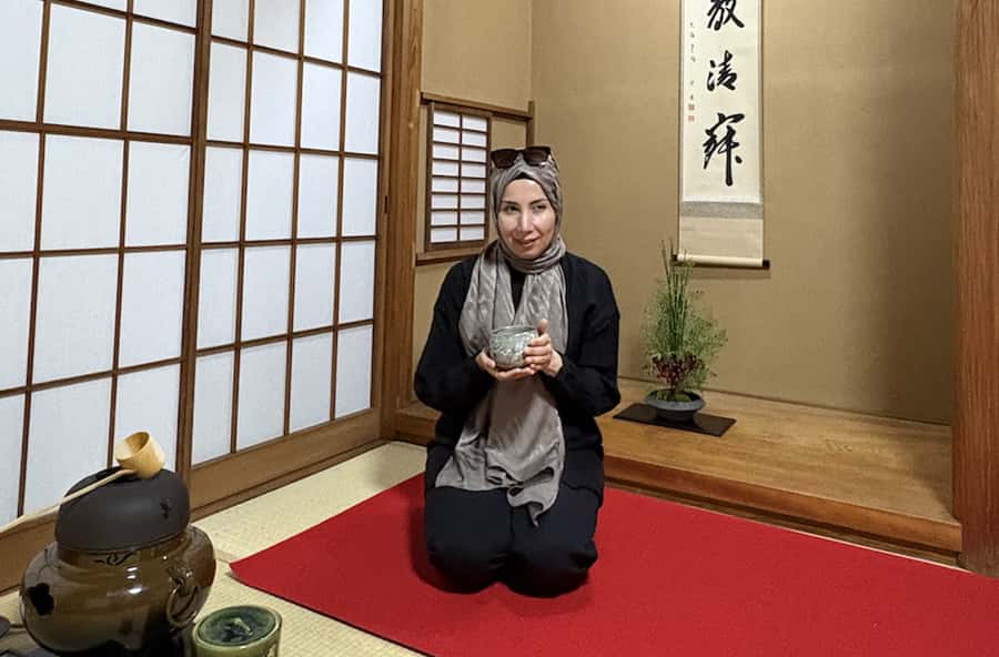 【NEW】Shibuya Tea Ceremony Tokyo-Chaan - Finding the Manji Building in Dogenzaka