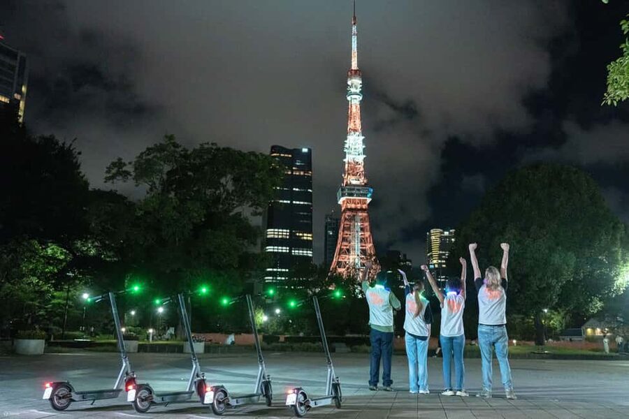 Night E-Scooter Ride to Tokyo Tower - No License Needed - Rain, safety, and practical limits