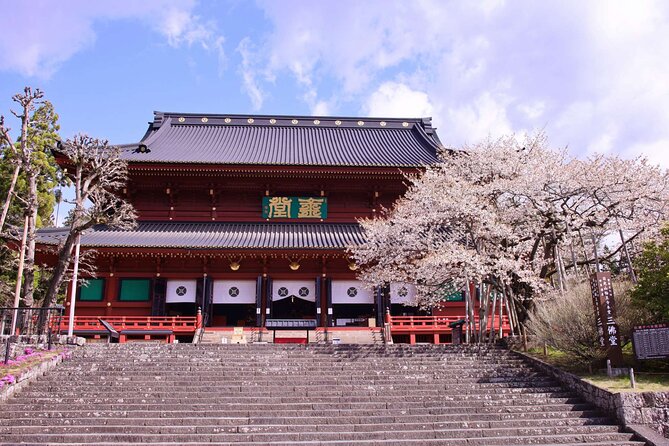 Nikko Private SightSeeing Day Tour With Guide (From Tokyo) - Rinno-ji offers quiet and gilded Buddhist statues