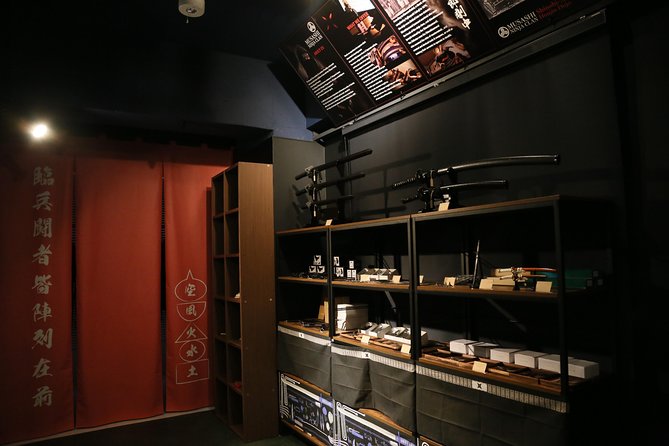 Ninja Lesson in Tokyo – 1 Hour Hands-On with Japanese Master - Sword training and the one-hour time limit