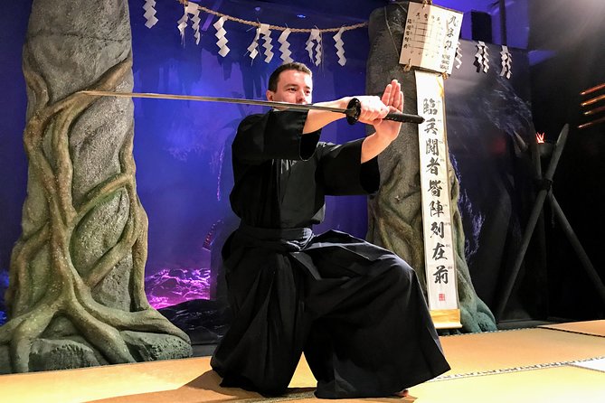 Ninja Samurai 2-hour hands-on lesson by Japanese master in Tokyo - Starting with Kuji-In ninja meditation
