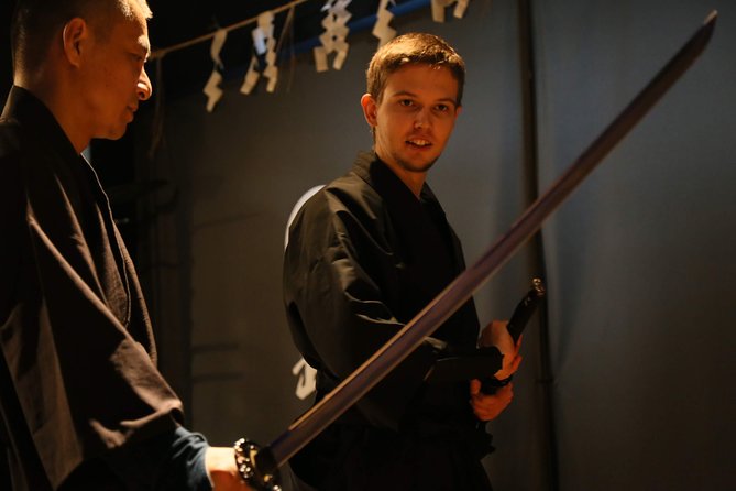 Ninja Samurai 2-hour hands-on lesson by Japanese master in Tokyo - Throwing shuriken and using the blowgun