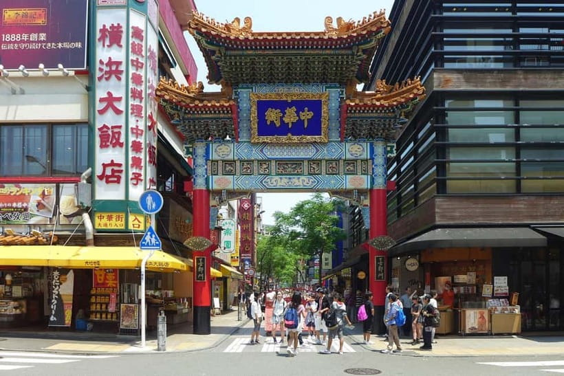 Private 2-Day Tour: Mt Fuji Hakone & Kamakura + Onsen Ryokan - Odawara Castle and a short Kamakura visit