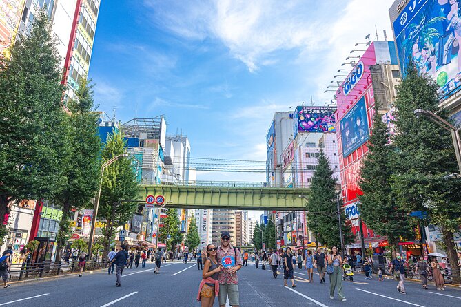 Private Akihabara anime Tour(walking Tour with photography) - Gigo shows the many sides of Japanese arcades