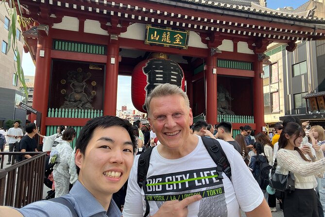 Private Custom Tour in Tokyo with a Bilingual Japanese Guide - A private introduction to Tokyo with Nobu