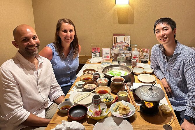 Private Custom Tour in Tokyo with a Bilingual Japanese Guide - Comparing Ginza’s polish with Shinjuku’s energy
