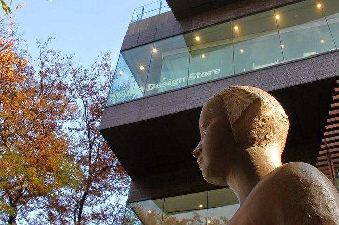 Private Harajuku Omotesando Architecture Walking Tour - The guides and the level of explanation