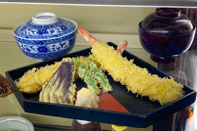 Private Japanese Sample Food Making and Asakusa History Tour - Making your tempura sample in a small group