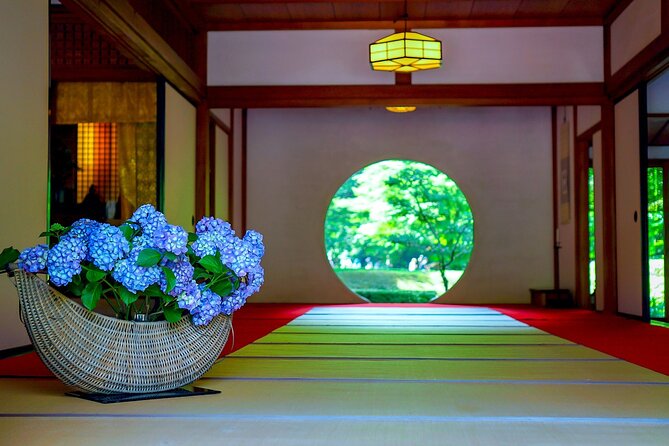 Private Kamakura plus Yokohama Tour - English Speaking Driver - Hase-dera and the Kannon tradition