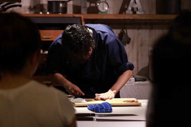 【Private】Premium Fish filletting sushi making course - Watching Professional Knife Work Up Close