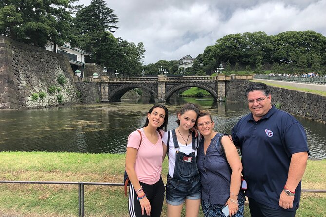 Private Tokyo Family Tour with a Local – 100% Personalized - Pickup and meeting details need attention