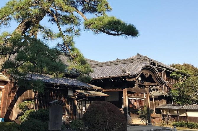 Private Tour - Thousands of lucky cats! Go by tram, Gotokuji Tour - What the private format is really worth