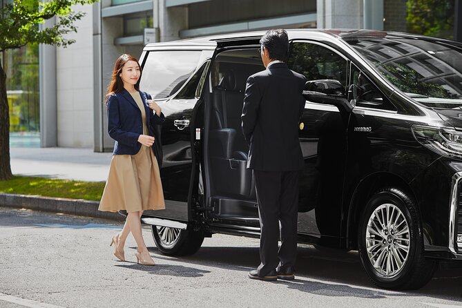 Private Transfer from Tokyo to Haneda Airport - Booking and cancellation details to keep in mind