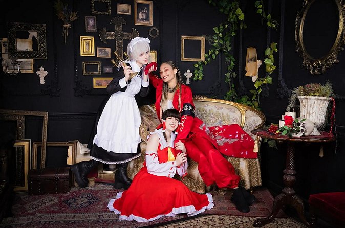 Professional Cosplay Photography Experience with English Guide - The edited photos and the $161 price