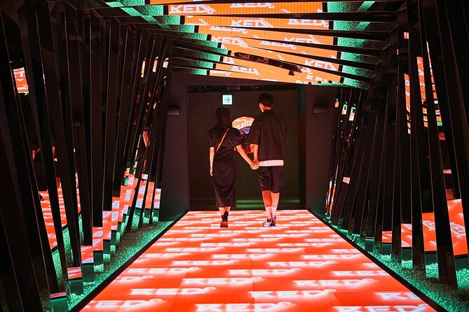 Red Tokyo Tower Night Ticket - Racing simulators and e-motor action