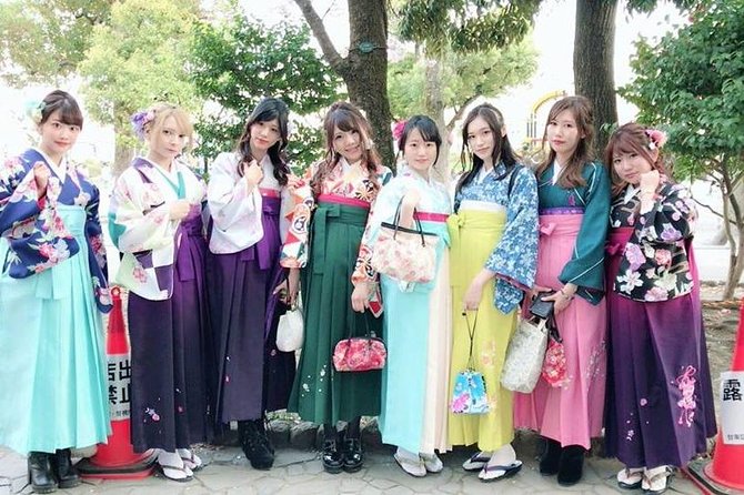 Ride a rickshaw wearing a kimono in Asakusa! Enjoy authentic traditional culture! - Timing, group size, and practical planning