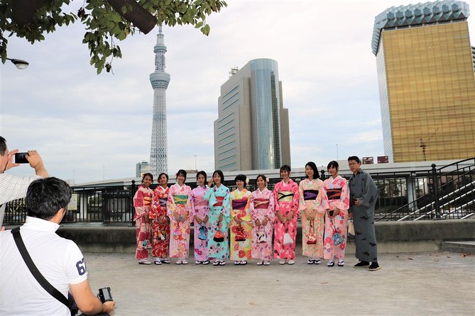 Ride a rickshaw wearing a kimono in Asakusa! Enjoy authentic traditional culture! - The 30-minute dressing session