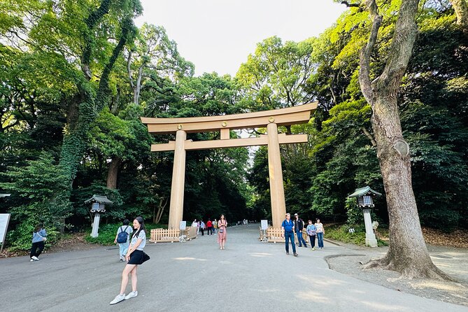 Sacred Morning Walk and Brunch Meiji Shrine - The café stop and optional brunch