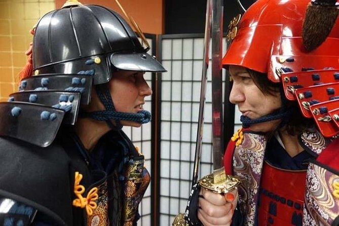 Samurai Armor Photo Shoot in Shibuya - The walking option near Shibuya Crossing