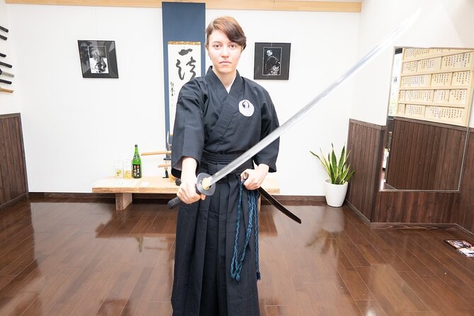 Samurai experience: art and soul of the sword - The optional real sword and tatami cut