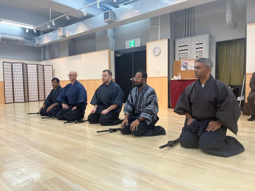 SAMURAI EXPERIENCE in Tokyo（Harajuku）【SAMURAI've】 - Languages, Group Size, and Comfort
