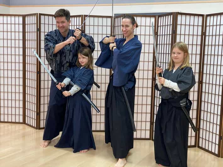 SAMURAI EXPERIENCE in Tokyo（Harajuku）【SAMURAI've】 - Why the Etiquette Section Matters