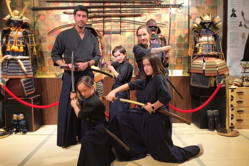 Samurai Ninja Museum Asakusa: Samurai Sword Lesson & Tour - Trying ninja weapons after the samurai class