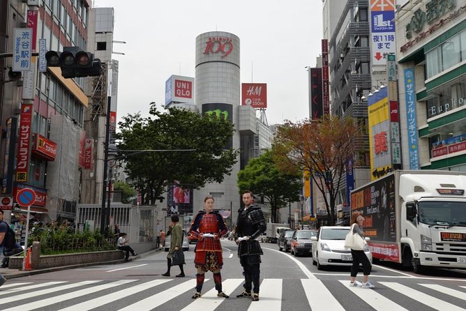 Samurai photo shooting at Street in Shibuya - Practical details that affect your day