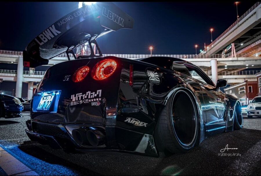 Secret Car Meet: R34 Skyline Car Club Membership - Meeting at City Circuit Tokyo Bay
