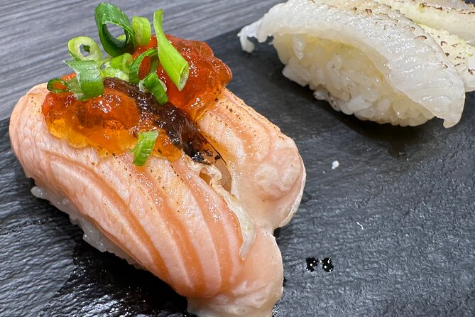 Shibuya All You Can Eat & Drink Private Tour - The guide adds Tokyo context between bites