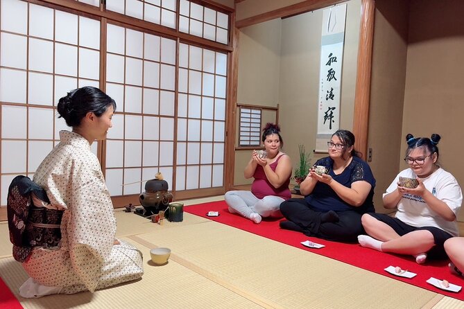 Shibuya Authentic Tea Ceremony with experienced instructor - Choose a chawan and whisk your own matcha