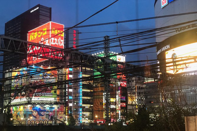 Shinjuku: Golden Gai Food Tour - Golden Gai after dark